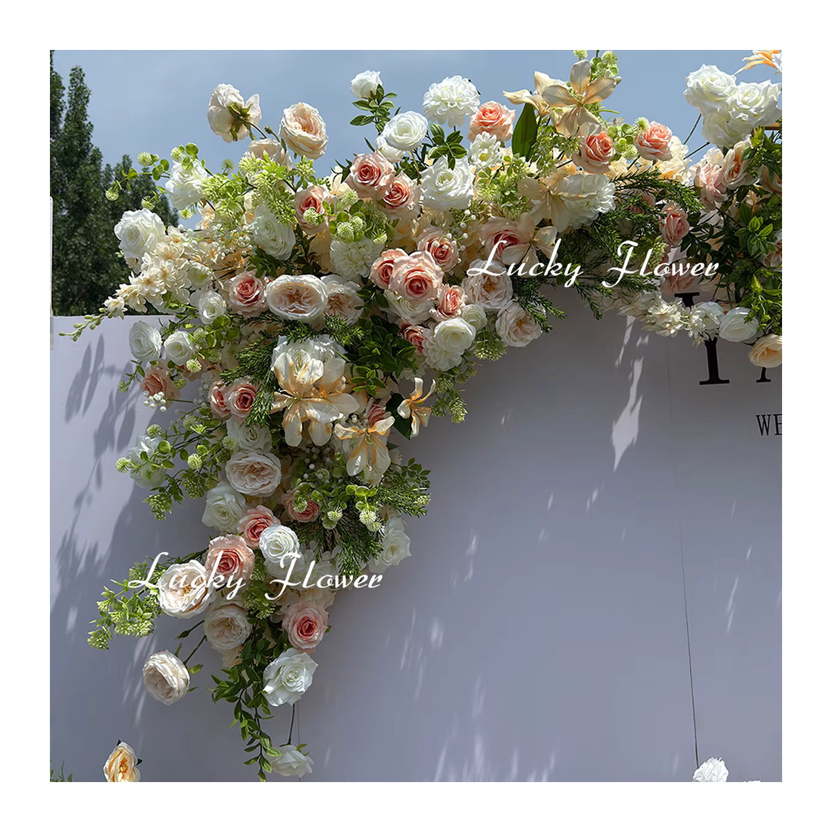 Lucky Flower Künstliche Blumen Girlande in Beige und Weiß für Hochzeitsdekorationen und florale Hintergrund-Arrangements - Bild 5