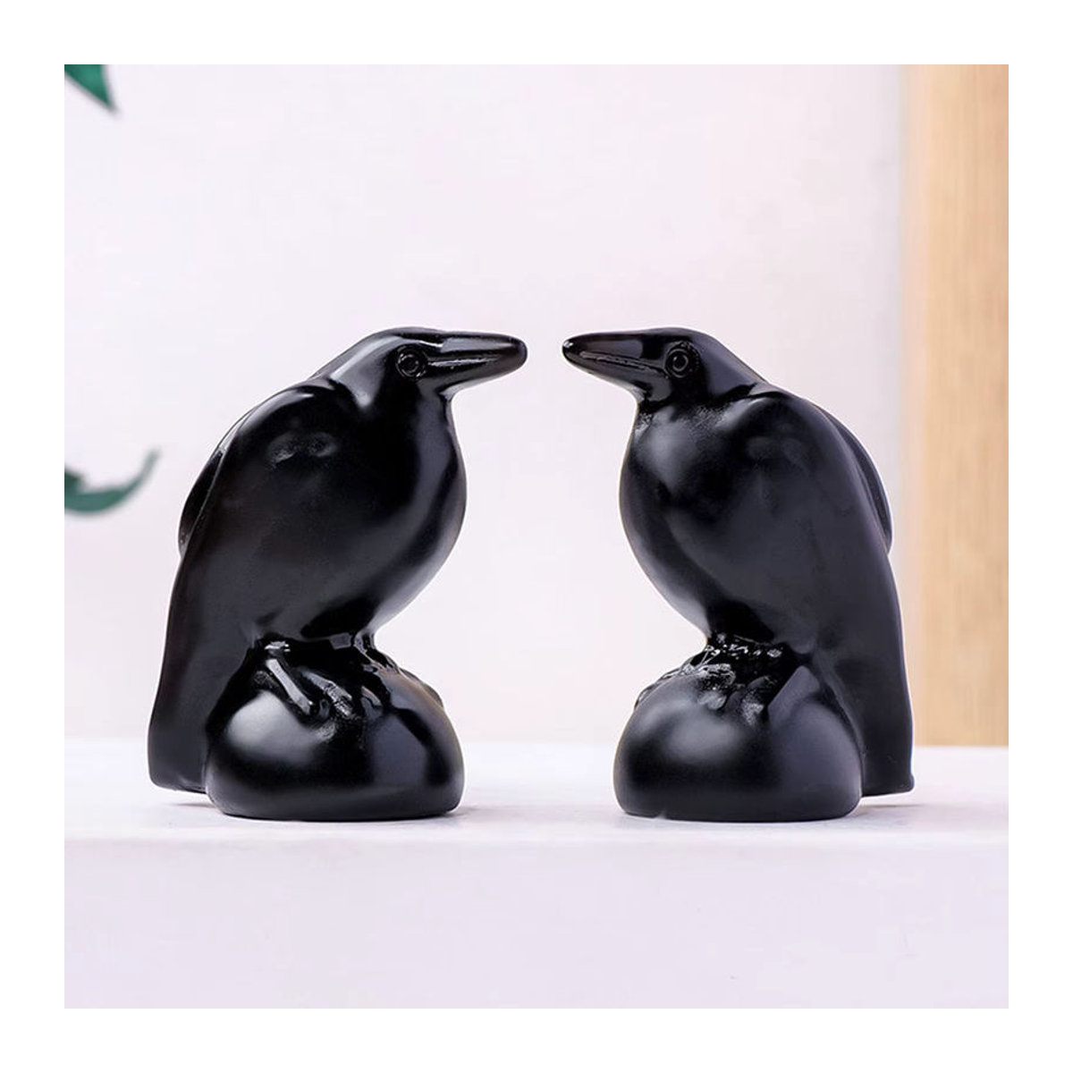 LuckyBird Krähenfigur aus schwarzem Naturstein als handgefertigte Vogelskulptur zur Dekoration - Bild 3