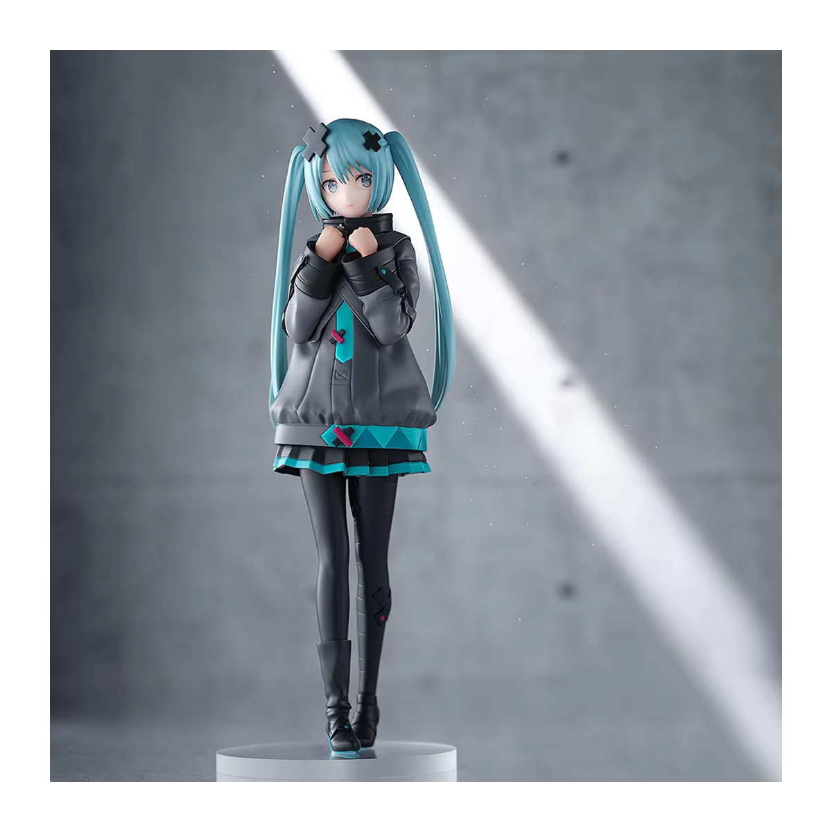Luminasta Hatsune Miku Bunte Bühne! Der Film Anime Figur aus Kunststoff, mehrfarbig - Bild 3