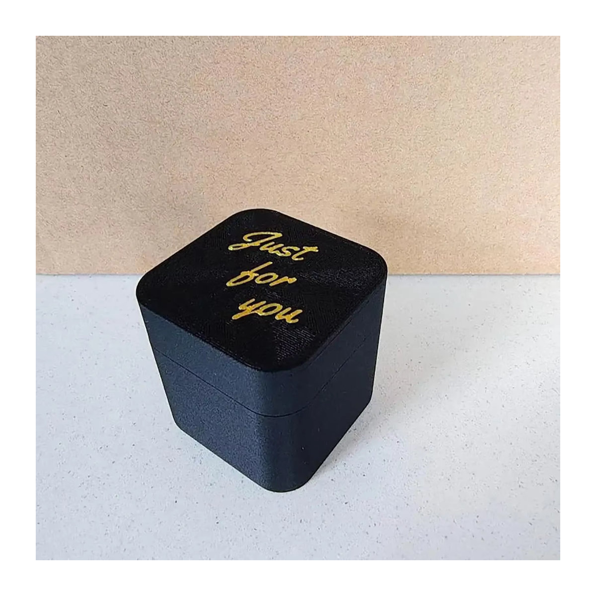 Lustiges Weihnachtsgeschenk Mittelfinger in Box als kreativer Streich für Büro und Heimdekoration in Gold - Bild 4