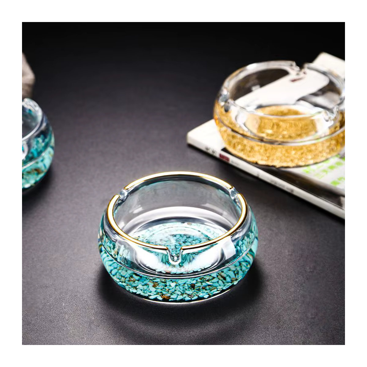 Luxuriöser Kristallglas-Aschenbecher in Blau und Transparent, Rundes Design mit Abstract-Muster für Büro und Zuhause - Bild 3