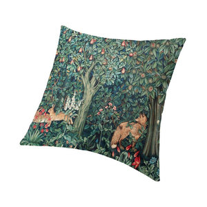 Luxuriöser Samtkissenbezug Fuchs und Hase von William Morris in Mehrfarbig, B/T/H: 45 x 45 x 0 cm