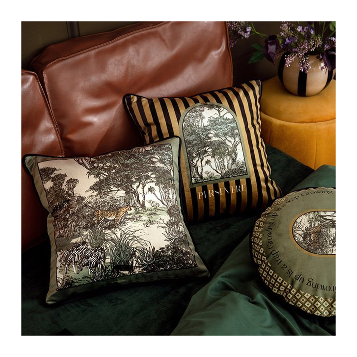 Luxus Kissenbezug Green Jungle Wild Life in Velvet Leopard Design, Farbe Shell Light - Bild 1
