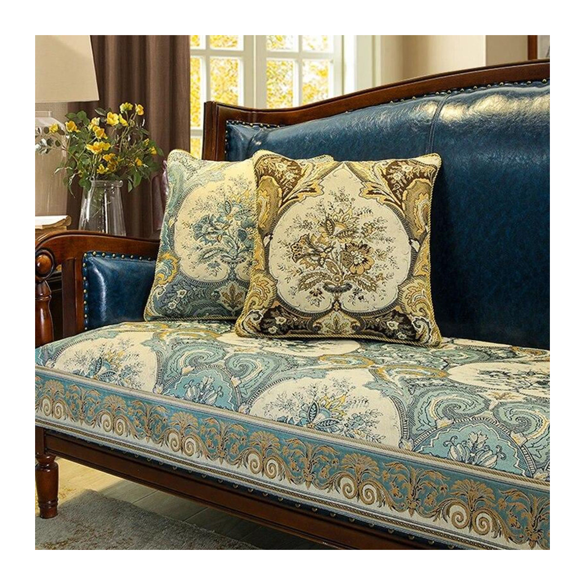 Luxus Sofabezug aus Chenille Jacquard mit Vintage-Stickerei von A Family Of Home Textiles, mehrfarbig, B: 120 cm, T: 70 cm - Bild 3