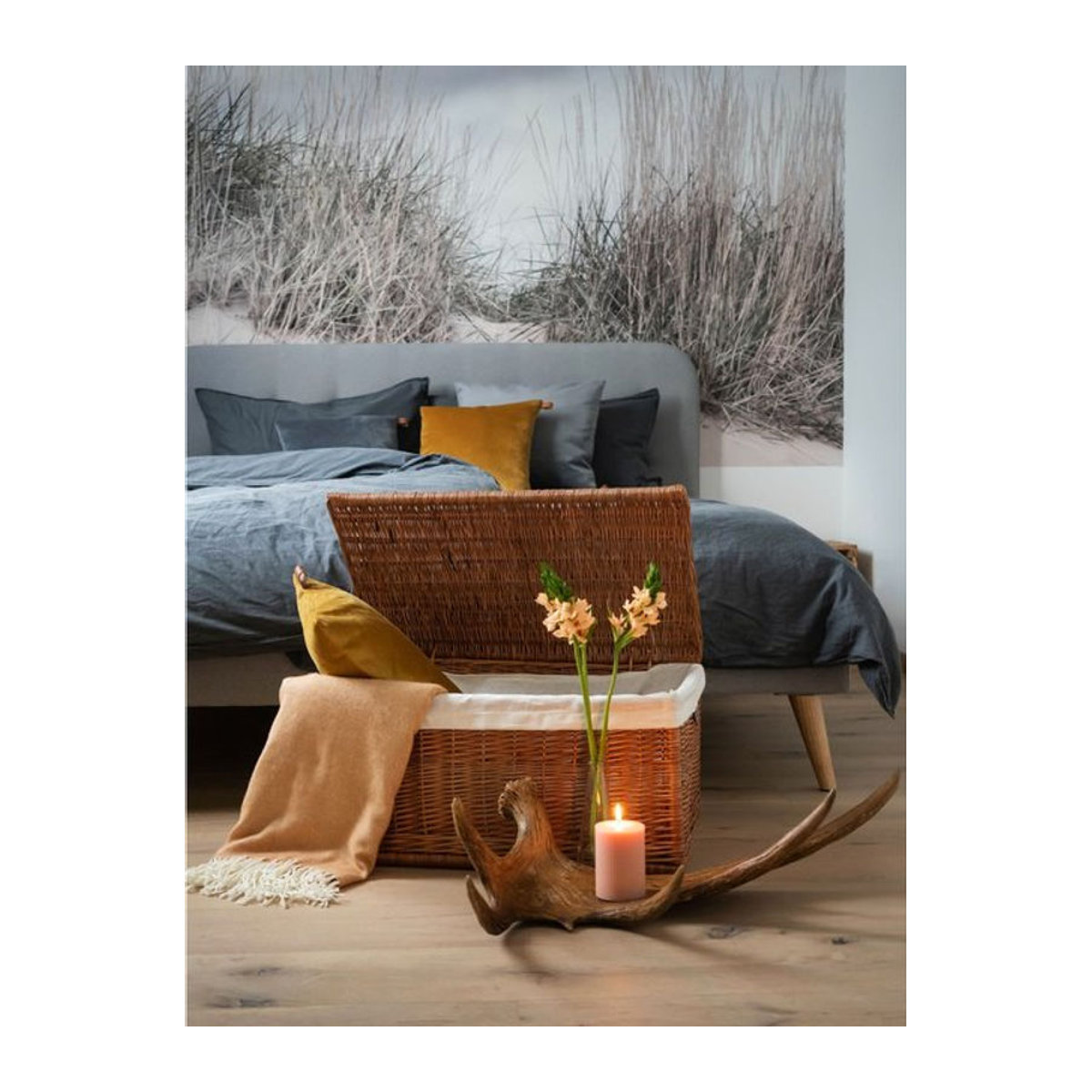 Lycce Wäschetruhe aus Rattan und Holz in Braun mit Deckel und klassischem Design - Bild 1