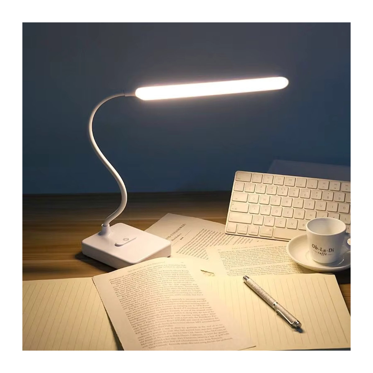 Lyfs LED Schreibtischlampe mit Touch-Dimmer und USB-Ladefunktion in Weiß - Bild 3