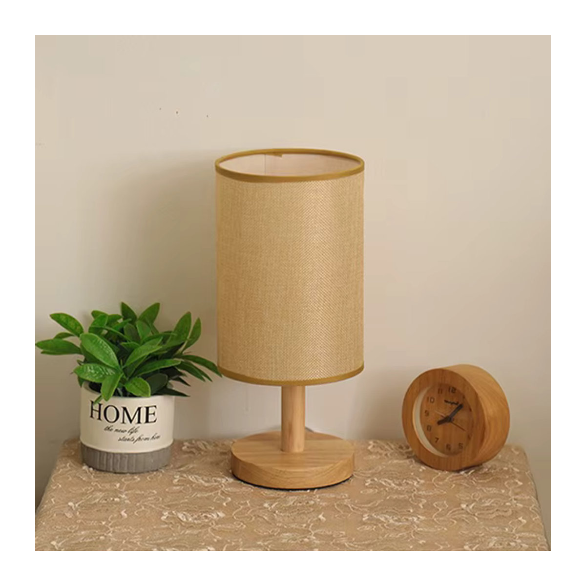 Lyfs LED Tischlampe im chinesischen Stil mit Stofflampenschirm in Beige, dimmbar via USB - Bild 3