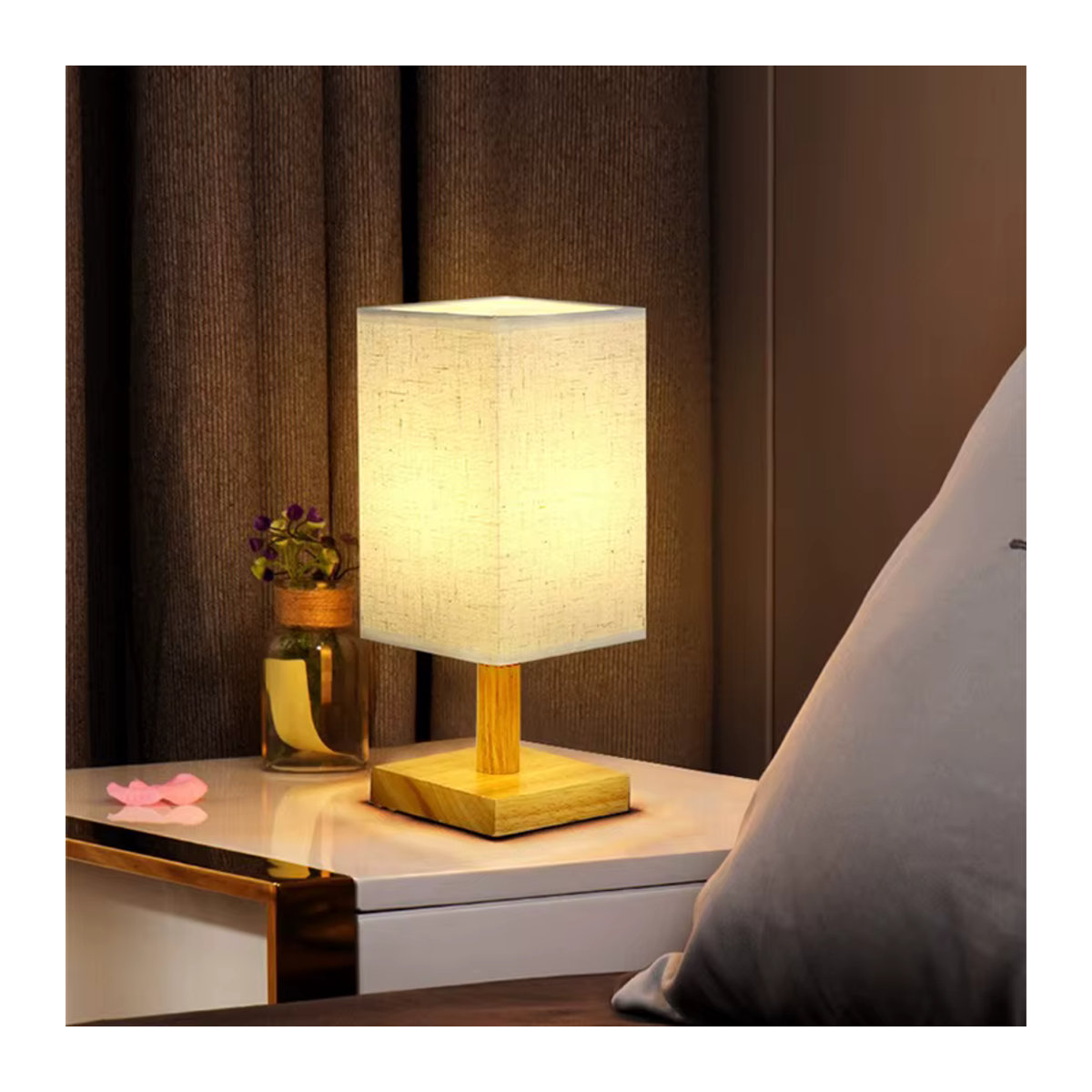 Lyfs LED Tischlampe im chinesischen Stil mit Stoffschirm in Beige und dimmbarer warmweißer Beleuchtung via USB-Anschluss - Bild 2