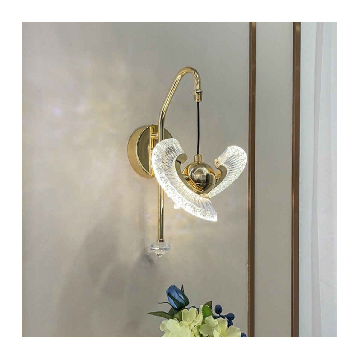 Lyfs LED Wandlampe Modern Skandinavisch in Weiß mit Glas und drehbarem Design - Bild 1