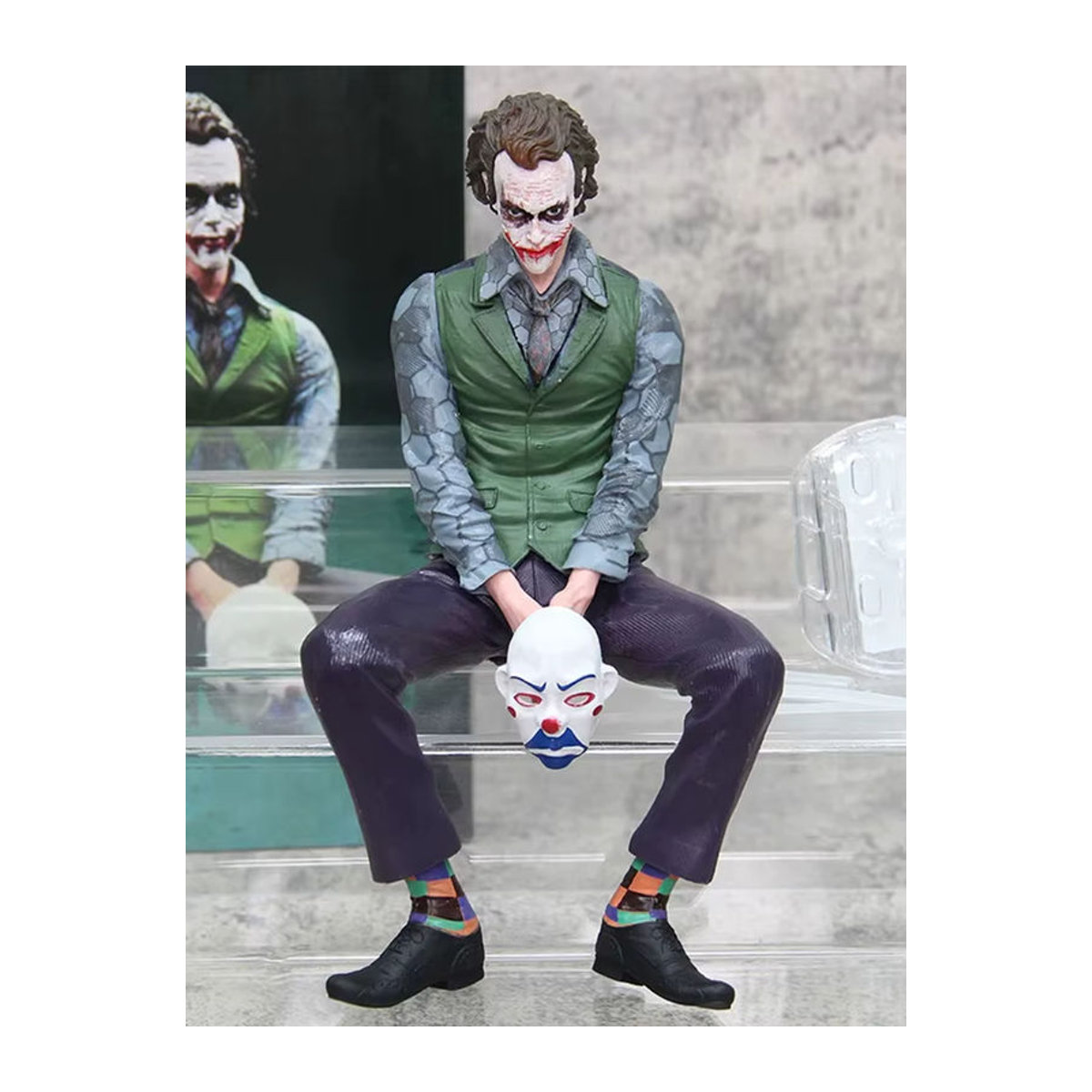Mafex Joker Actionfigur aus Kunststoff, mehrfarbig, Höhe: 24 cm - Bild 5