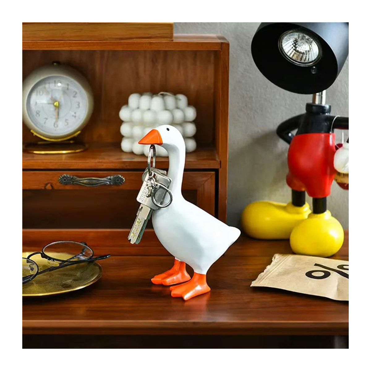 Magnetischer Schlüsselhalter APWIKOGER in Form einer niedlichen Gans aus Kunstharz, weiße Deko-Figur für Büro und Zuhause - Bild 3