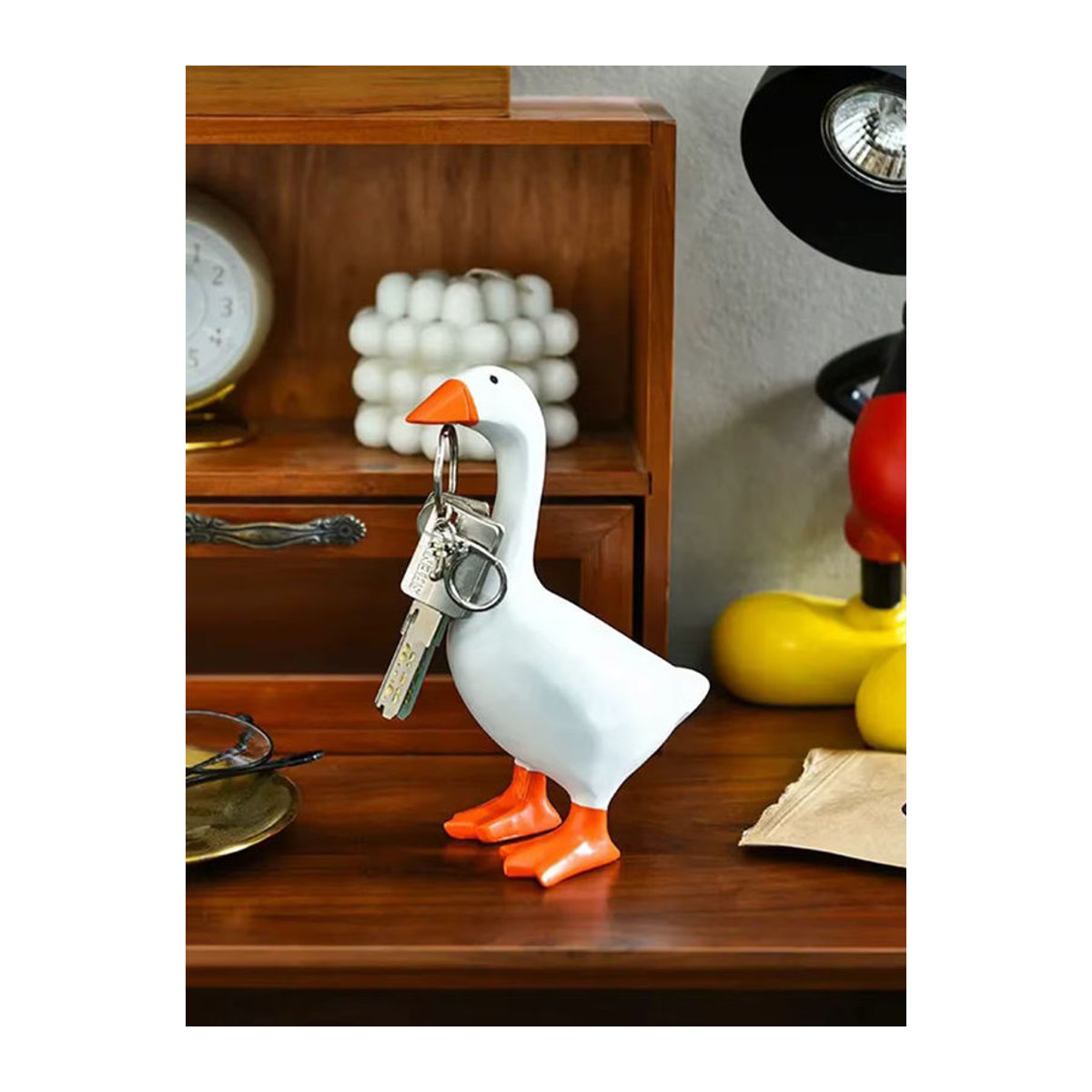 Magnetischer Schlüsselhalter APWIKOGER in Form einer niedlichen Gans aus Kunstharz, weiße Deko-Figur für Büro und Zuhause - Bild 6