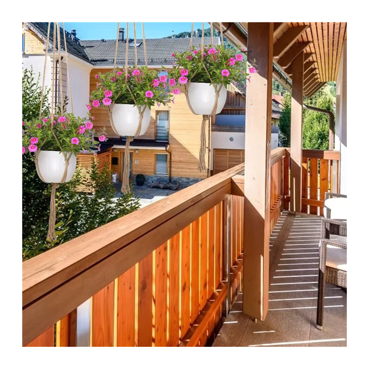 Makramee Blumenampel aus Hanfseil in Beige für deinen Balkon und Garten - Bild 2