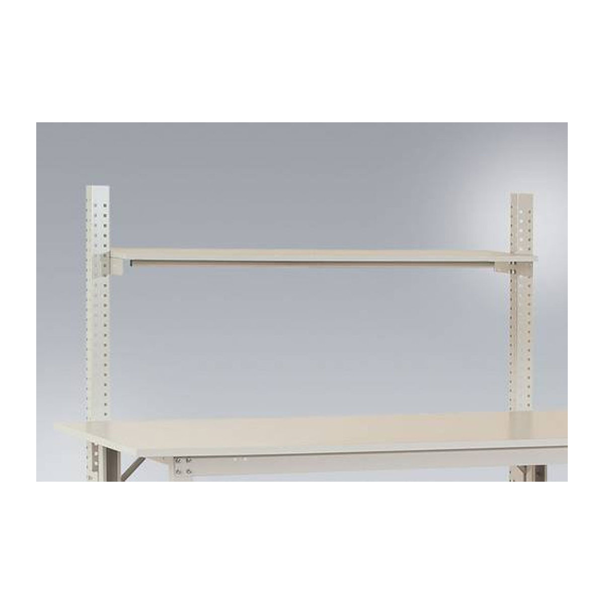 Manuflex Ablage Melamin Lichtgrau mit Unterzug für Packtisch 1750 mm, B: 1500 cm, T: 35 cm, H: 1,9 cm - Bild 1
