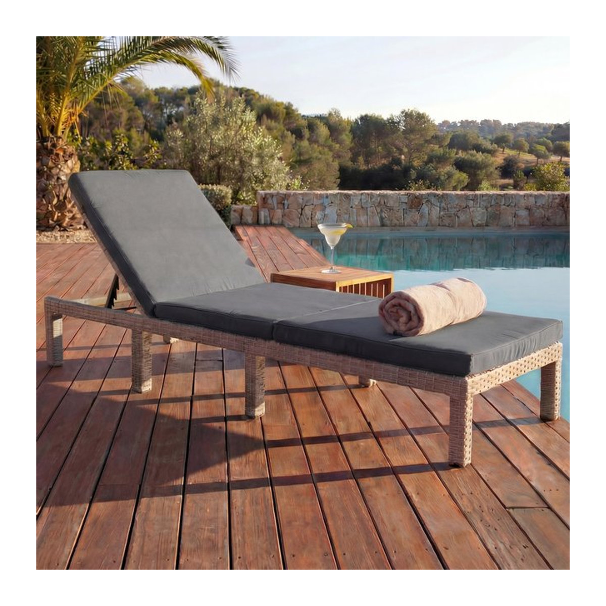 MCW Poly-Rattan Sonnenliege MCW-A51 in Grau mit dunkelgrauen Kissen - Bild 1