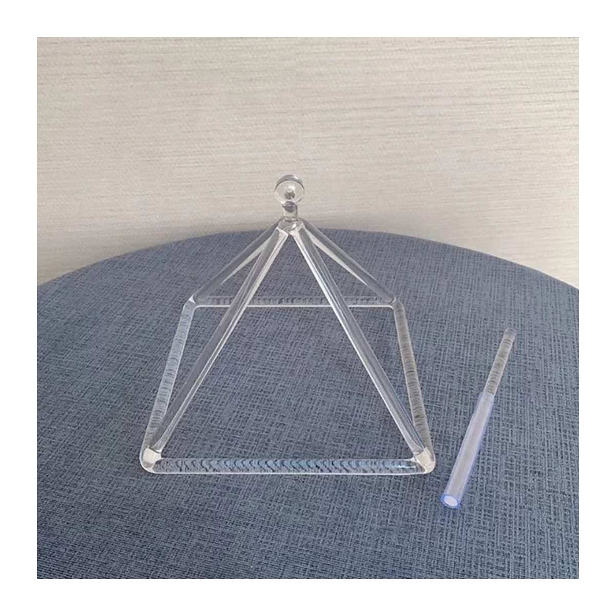 MDUG Kristall-Klangschale in Pyramidenform aus klarem Quarz für Yoga und Meditation, Transparent - Bild 1