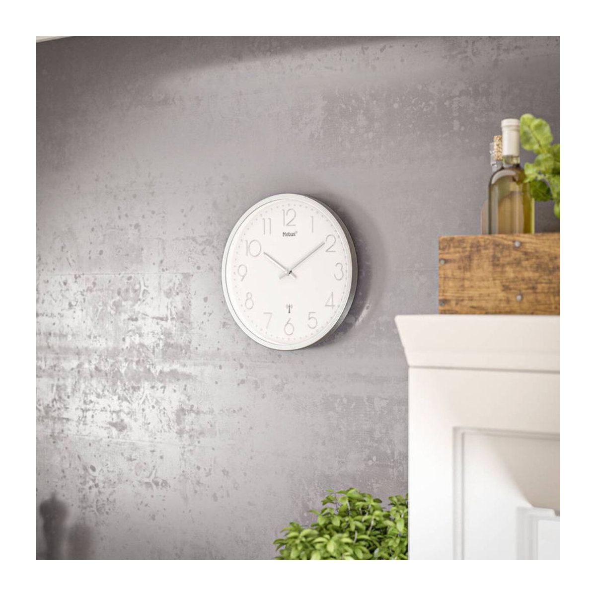 Mebus Funk Wanduhr rund in Silber und Weiß, geräuschlos, Durchmesser: 25 cm - Bild 2