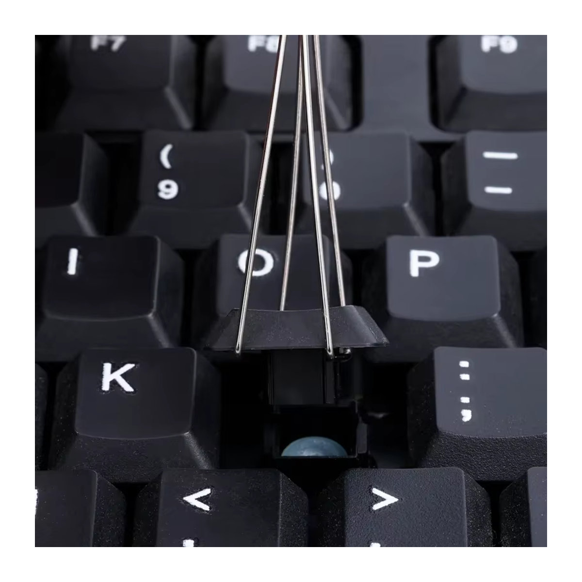 Mechanischer Tastatur Tastenkappen-Abzieher und Reiniger in Schwarz/Weiß - Bild 5