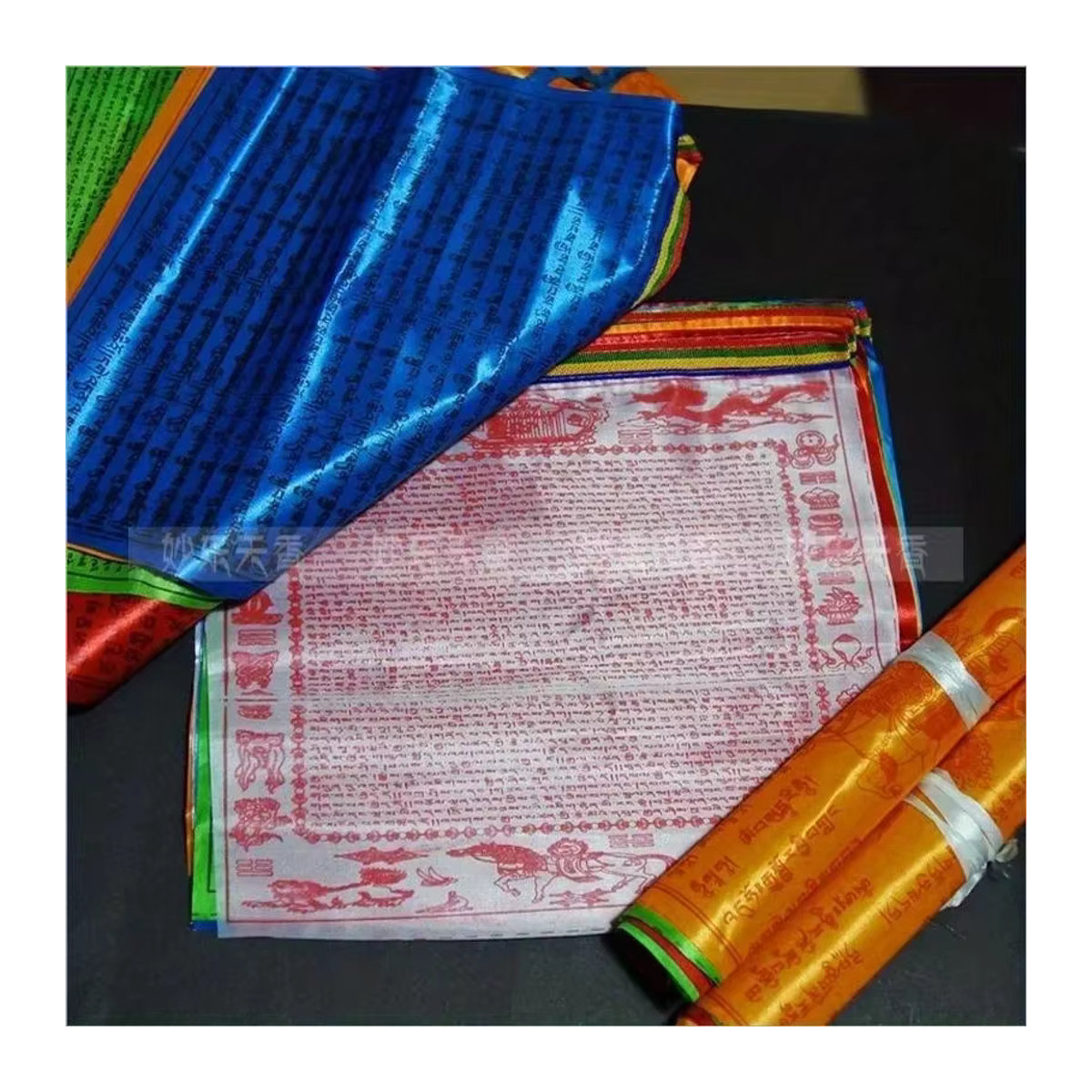 Mehrfarbige Tibetische Gebetsflaggen aus Satin für Glück und Gesundheit, 5 Farben, Hängende Dekoration im orientalischen Stil - Bild 6