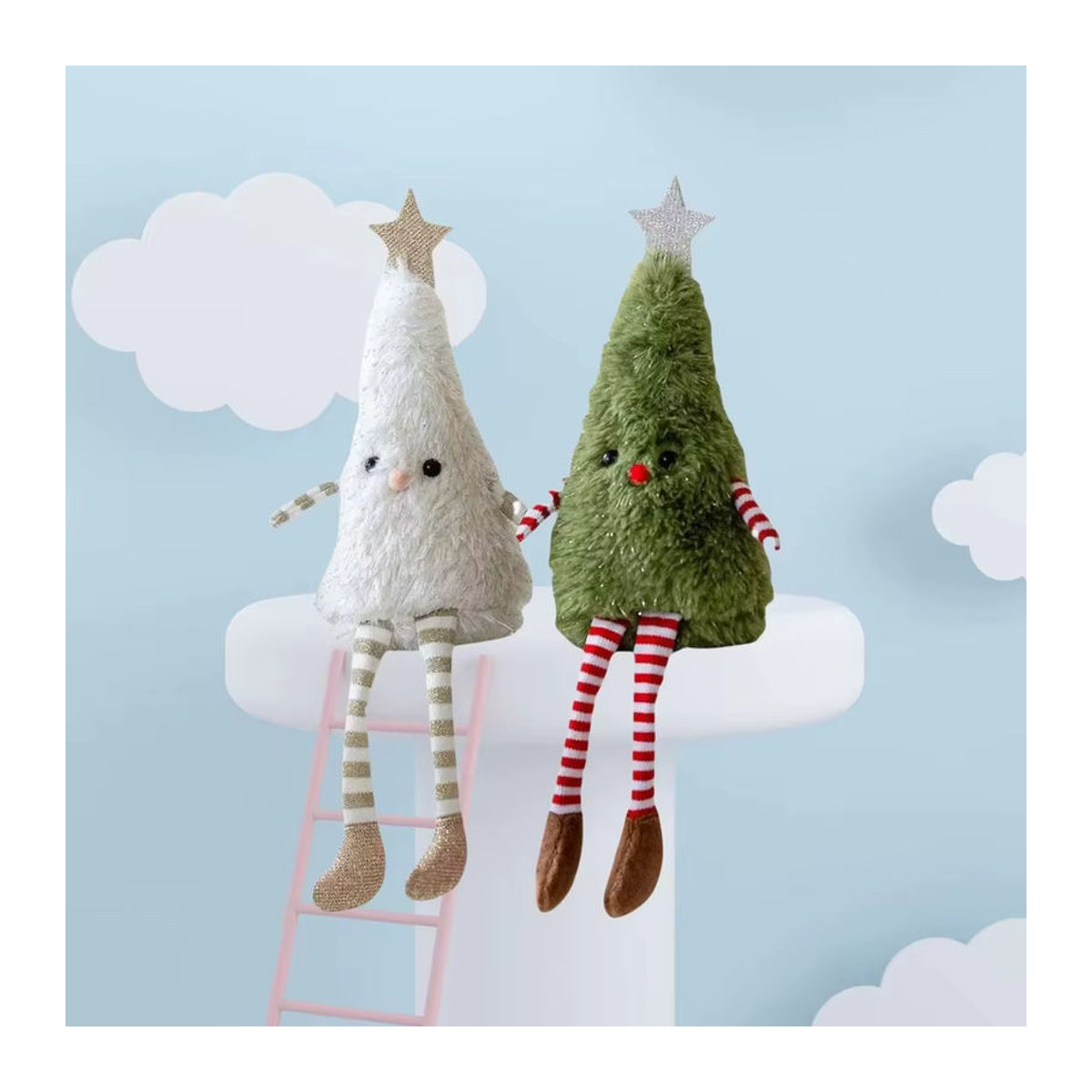 Mehrfarbige Weihnachtsdekoration aus Textil mit Sternen und abstrakten Figuren in Weiß - Bild 2