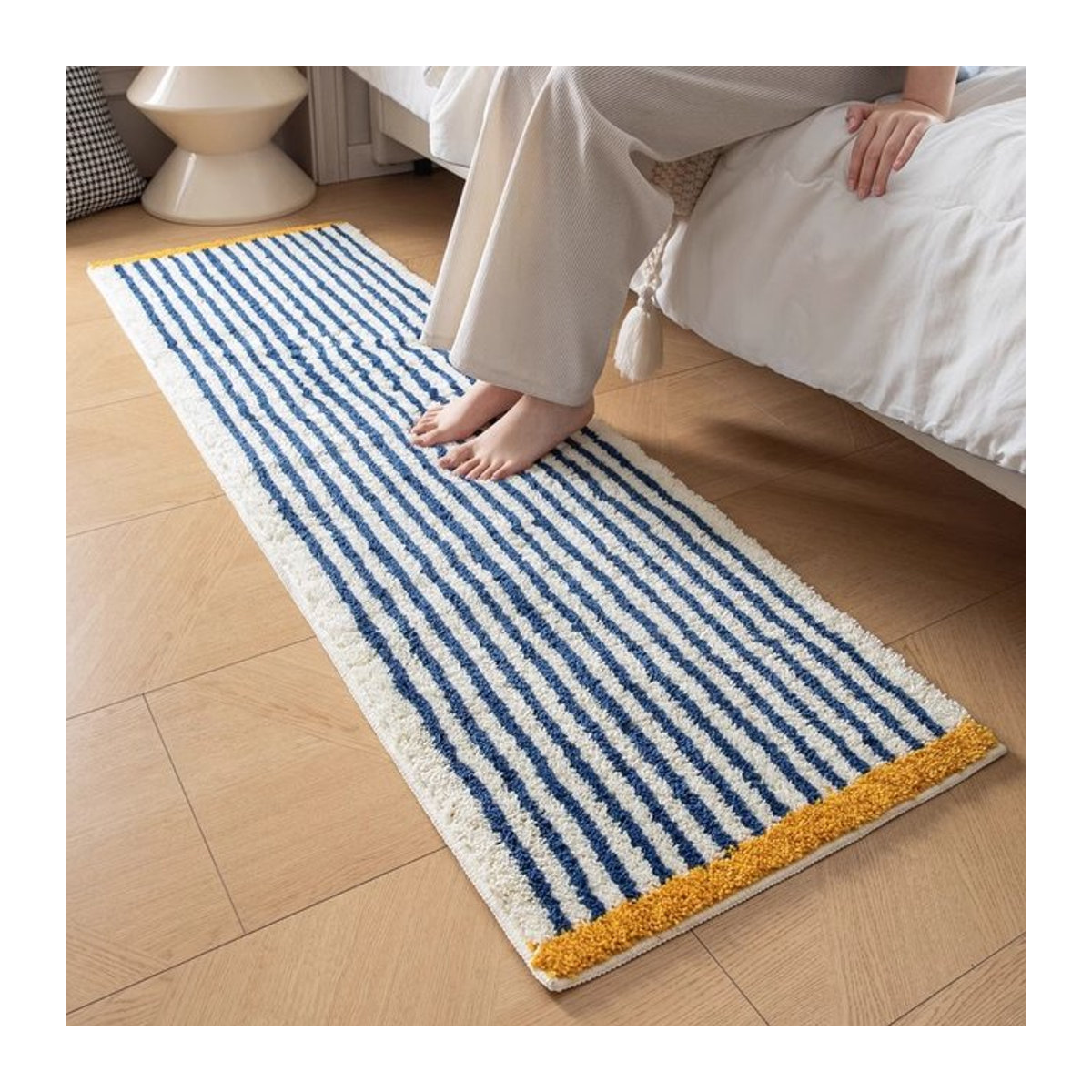 Mehrfarbiger Tufted Teppich als weiche Bodenmatte für Schlafzimmer oder Badezimmer, saugfähig und rutschfest - Bild 1