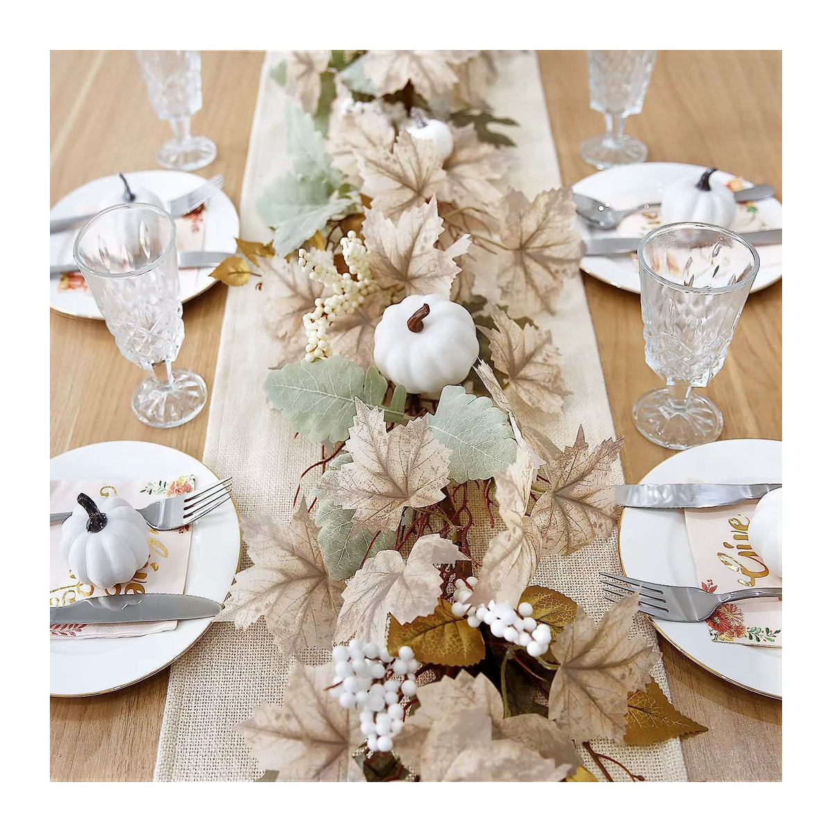 Meidding Herbstgirlande in Beige mit Ahornblättern, Kürbissen und Beeren für eine rustikale Halloween und Thanksgiving Dekoration - Bild 4