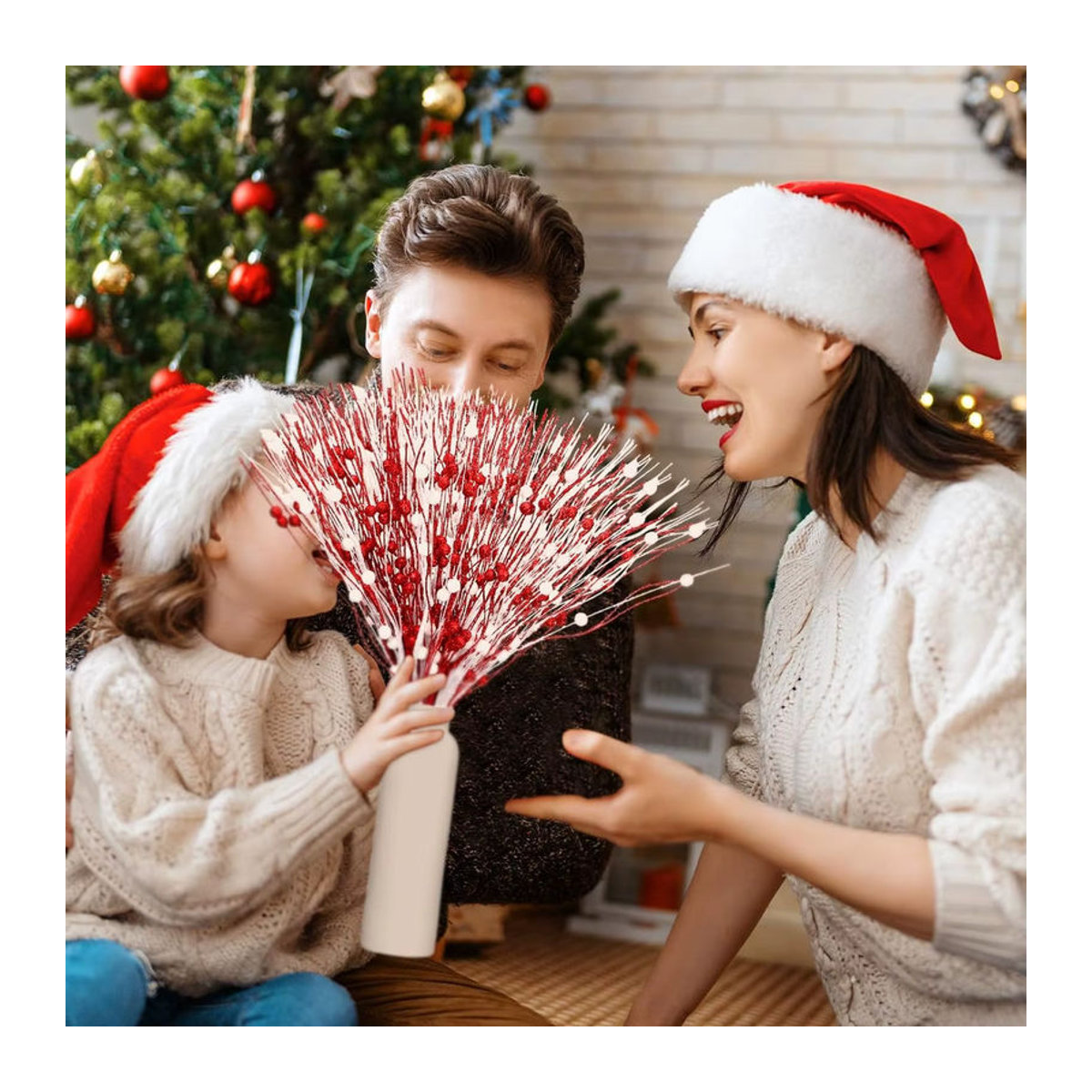 MENGHAO Weihnachtsdekoration Set aus 3 Stück künstliche Beerenzweige in Rot und Gold als Hängeornament für Weihnachtsbaum und Kranz - Bild 2