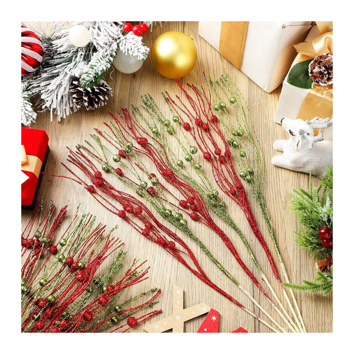MENGHAO Weihnachtsdekoration Set aus 3 Stück künstliche Beerenzweige in Rot und Gold als Hängeornament für Weihnachtsbaum und Kranz - Bild 3