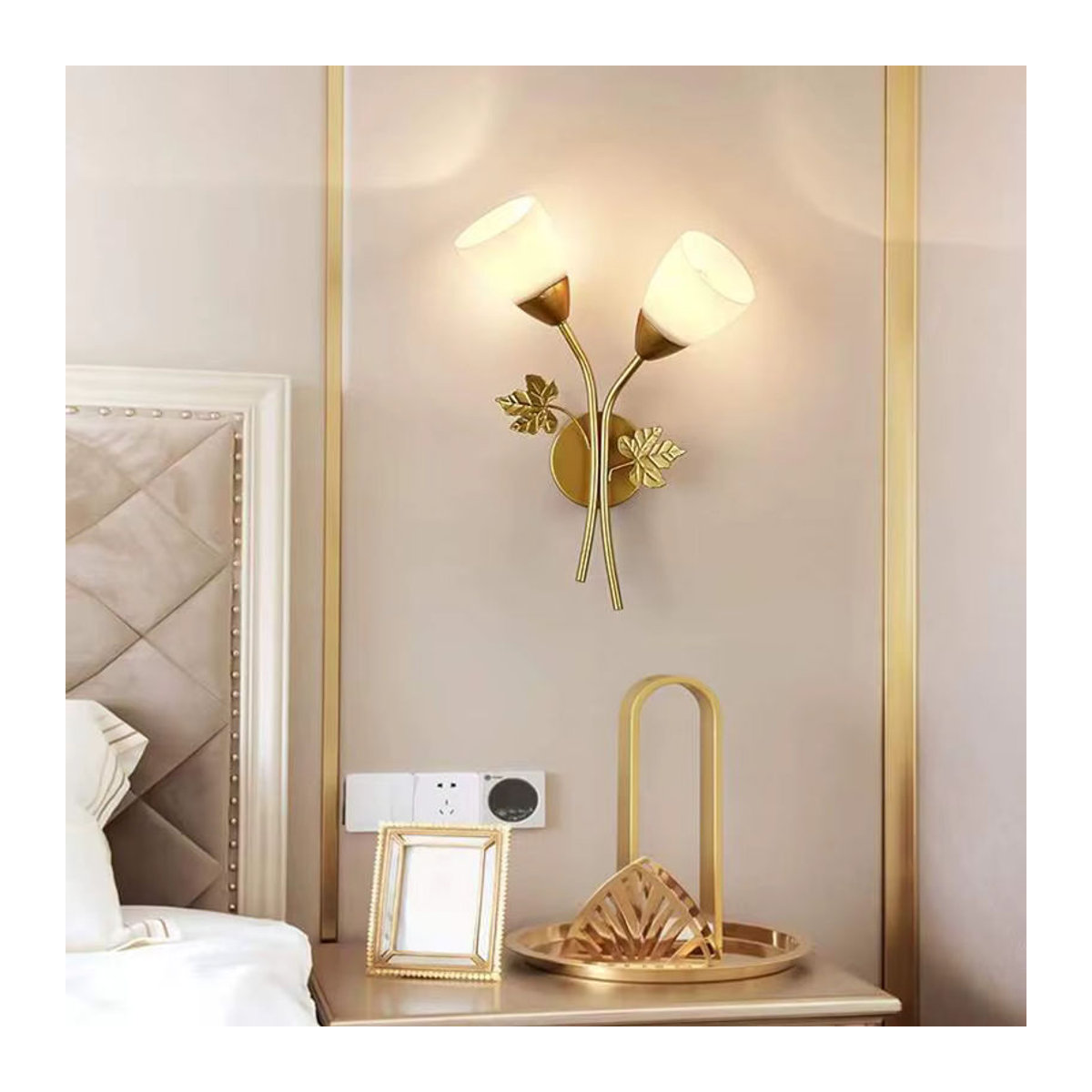 MengJay Moderne Nordische Wandlampe aus Metall und Glas mit E27 Fassung und Glaskugel für Schlafzimmer und Flur - Bild 2