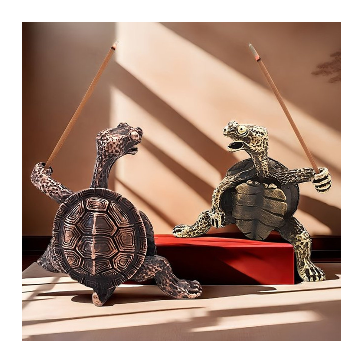 Messing-Schildkröten-Räuchergefäß in Gold und Kupfer als dekorative Metallstatuen für deine Meditation - Bild 1