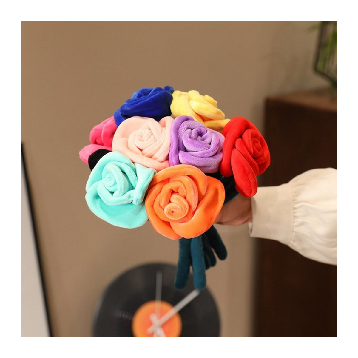 MIAOOWA Plüsch-Rosenstrauß aus Textil, künstliche Rosen in Schwarz und Mehrfarbig, Höhe: 28 cm - Bild 1