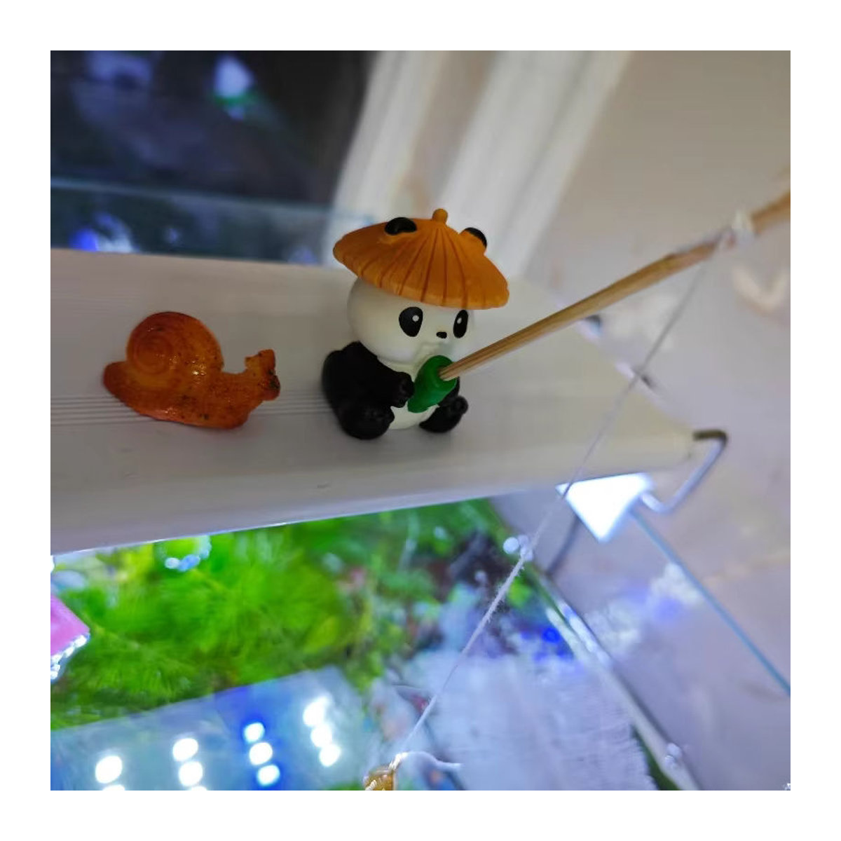 Mini Aquarium Dekoration Panda und Frosch aus Kunstharz für DIY Landschaftsbau in Mehrfarbig - Bild 1