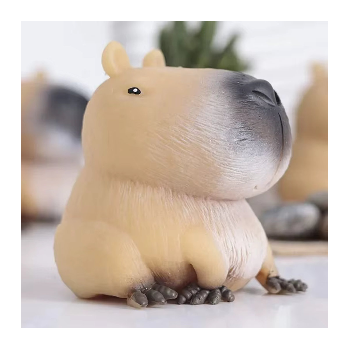 Mini Capybara Squeeze Fidget Figur aus Kunststoff, braun, weiche Cartoon Tier Statue als kreatives Geschenk - Bild 6