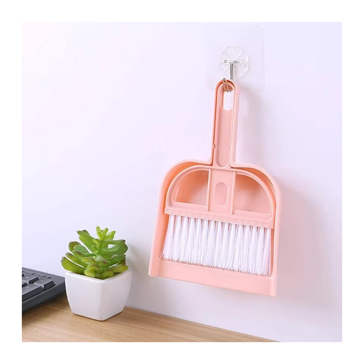 Mini Desktop Besen und Kehrschaufel Set aus Kunststoff für Schreibtisch, Auto oder Tastatur in Grün oder Bunt - Bild 3