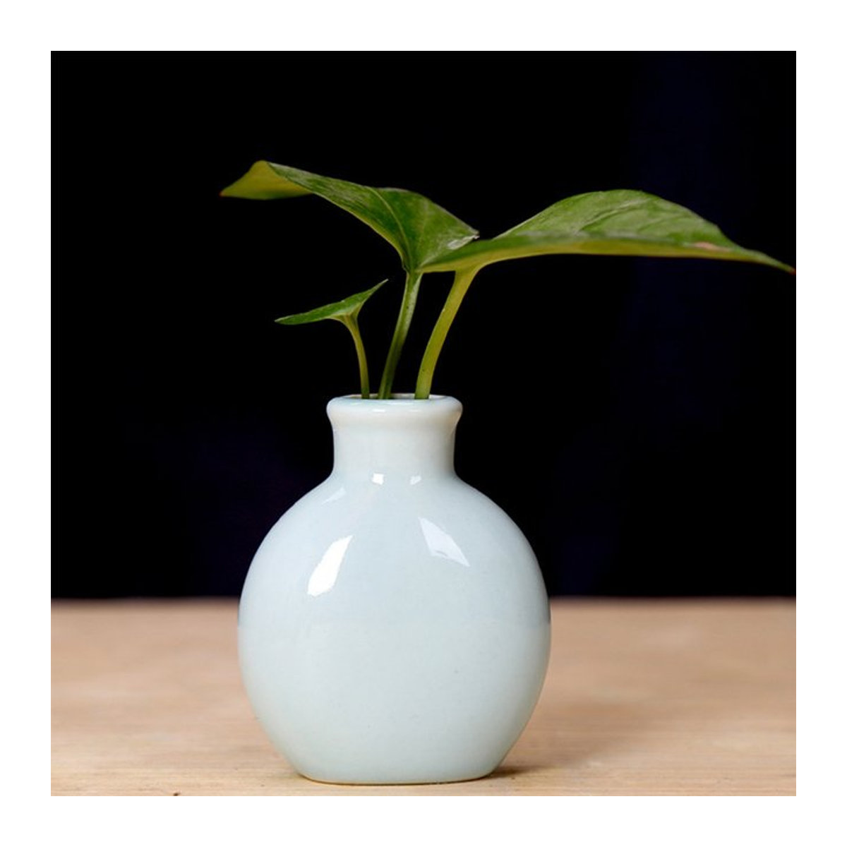 Mini Keramik Vase in Rosa und Weiß für Schnittblumen, bauchiges Design, B/H: 7,5 x 6 cm - Bild 1