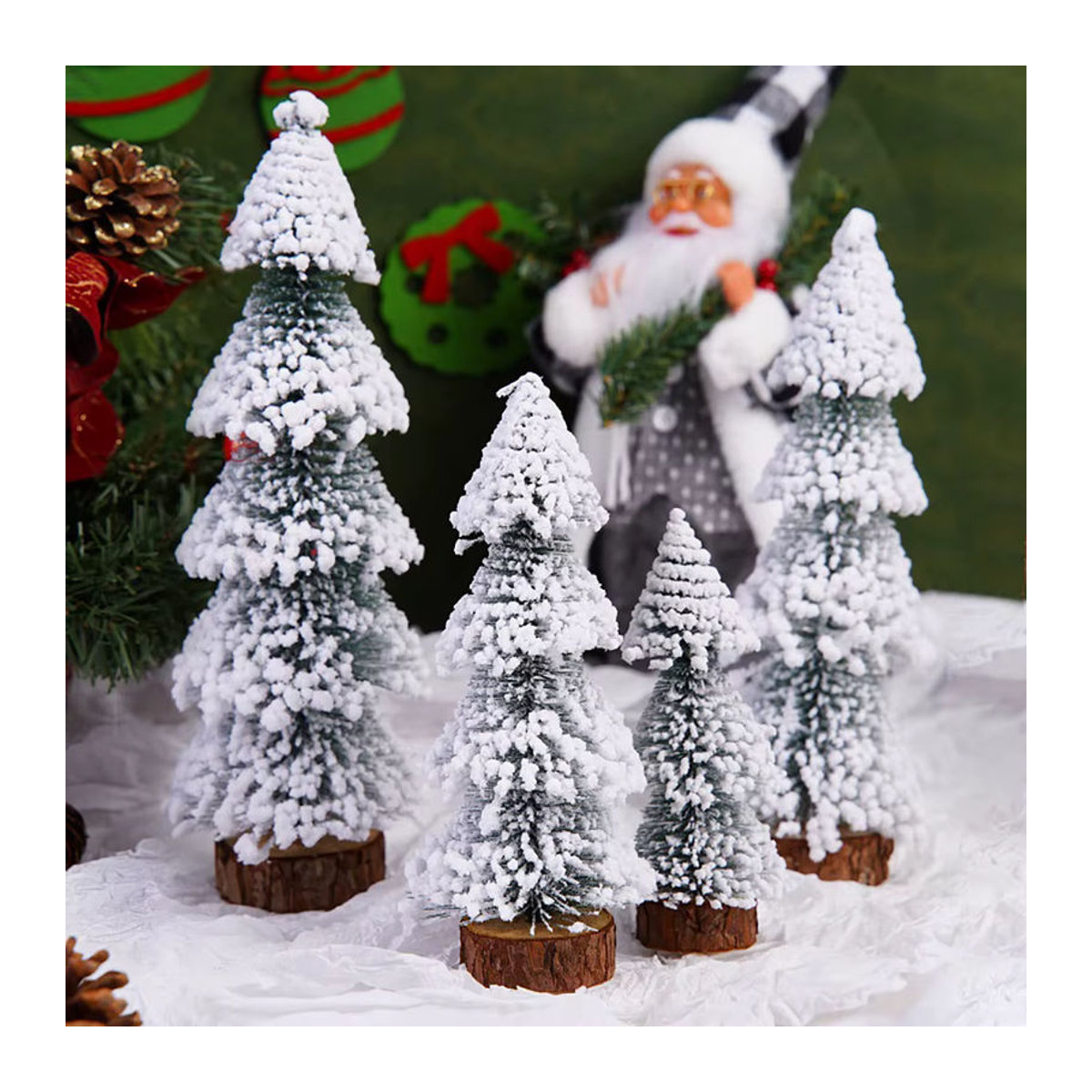 Mini Weihnachtsbaum aus Holz in Weiß als Dekoration für dein Zuhause und deine Weihnachtsfeier - Bild 2