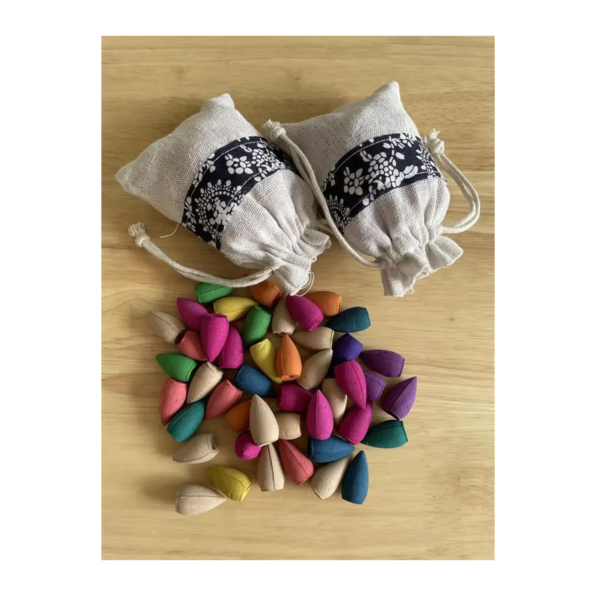 MINIDEAL 45 Stück Rückfluss-Räucherkegel Set in Sandelholz, Jasmin und Rose, mehrfarbig - Bild 1