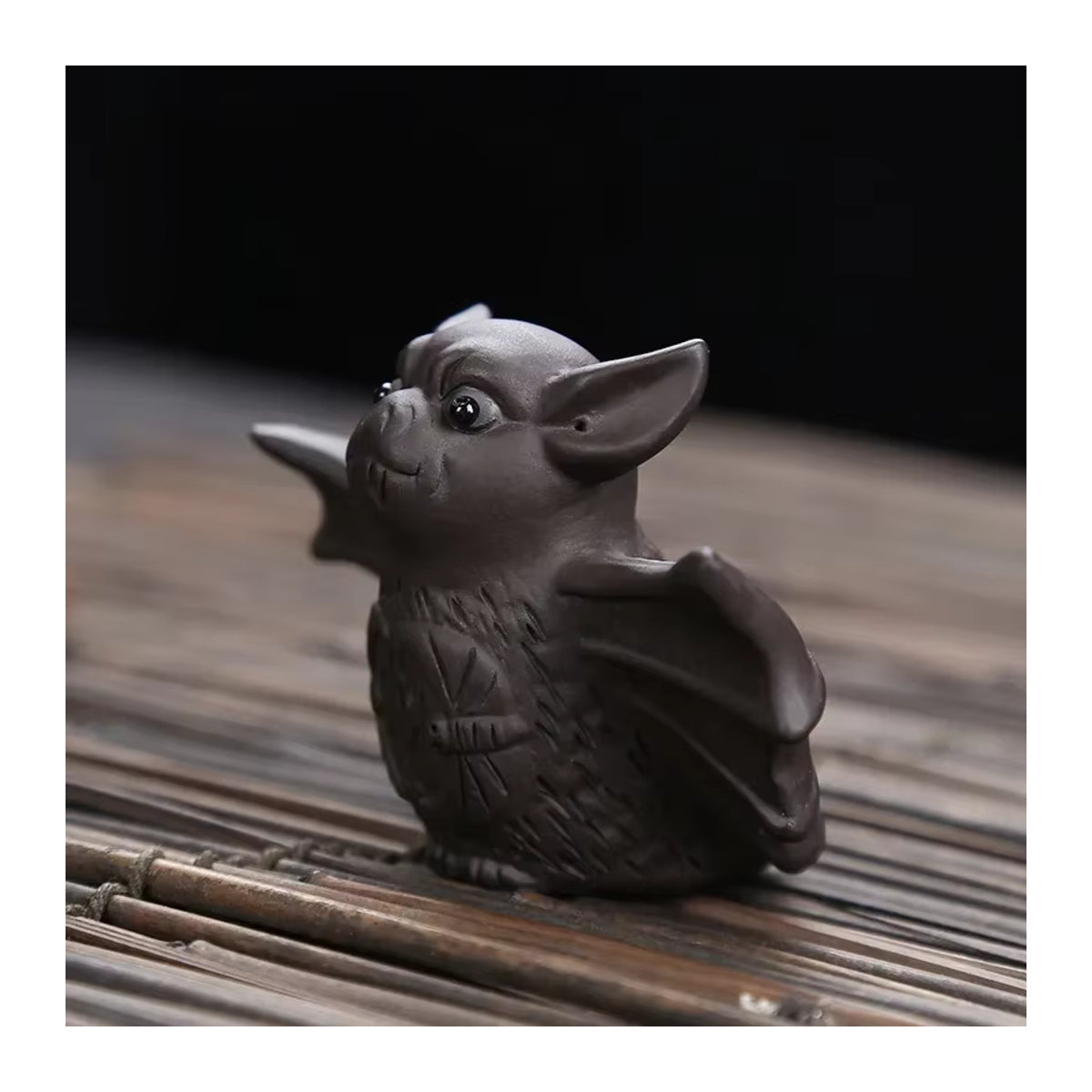MINIDEAL Chinesisches Zisha-Teehaustier Fledermaus aus Keramik in Lila und Schwarz - Bild 4