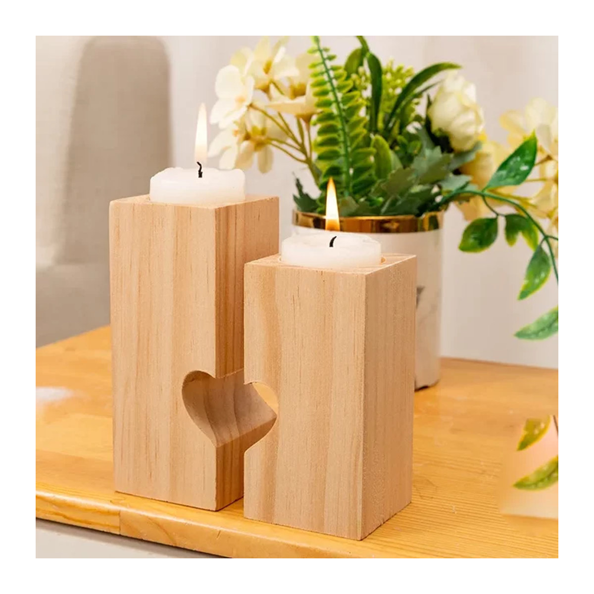 MINIDEAL Teelichthalter aus Holz in Braun, 2er-Set Herz-Kerzenständer für romantische Dekoration im skandinavischen Stil - Bild 1