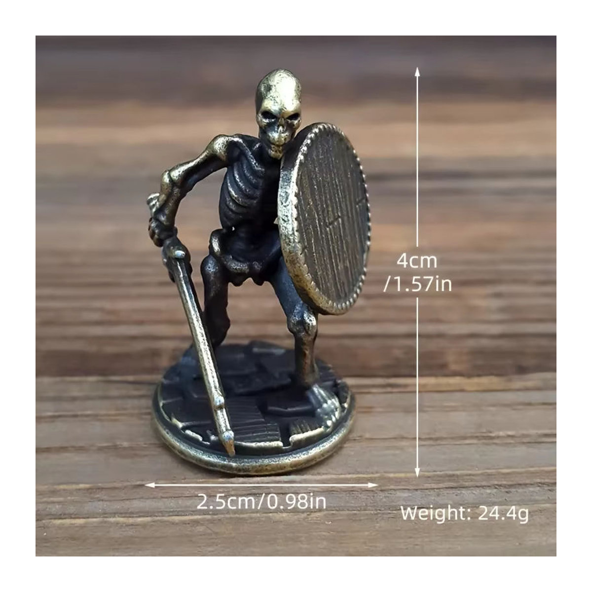MINIDEAL Totenkopf mit Schwert und Schild als schwarzes Metall-Ornament für deine Heimdekoration - Bild 4