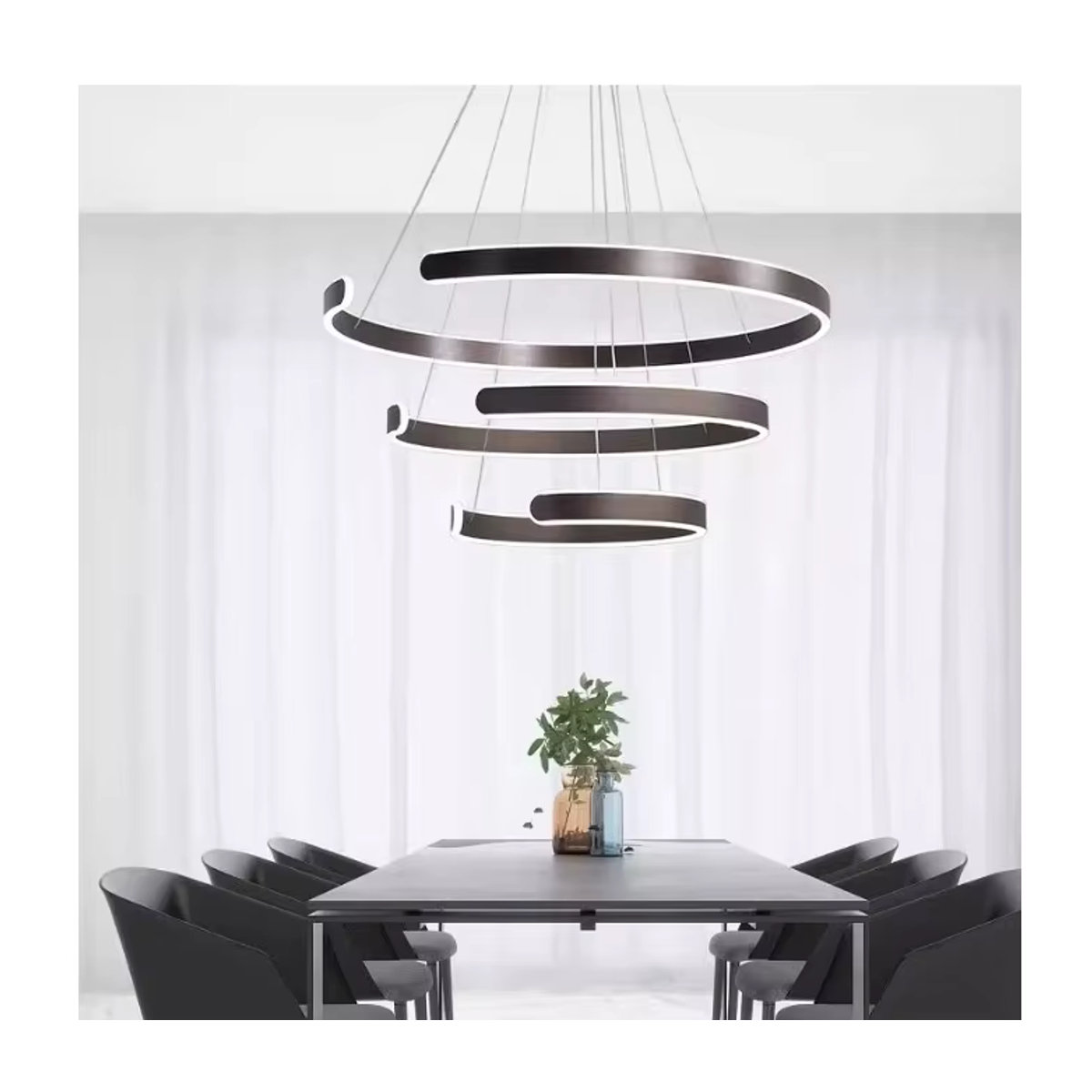 Minimalistische C-förmige Pendelleuchte von JIANKEXING in Schwarz für Wohnzimmer und Restaurant - Bild 1