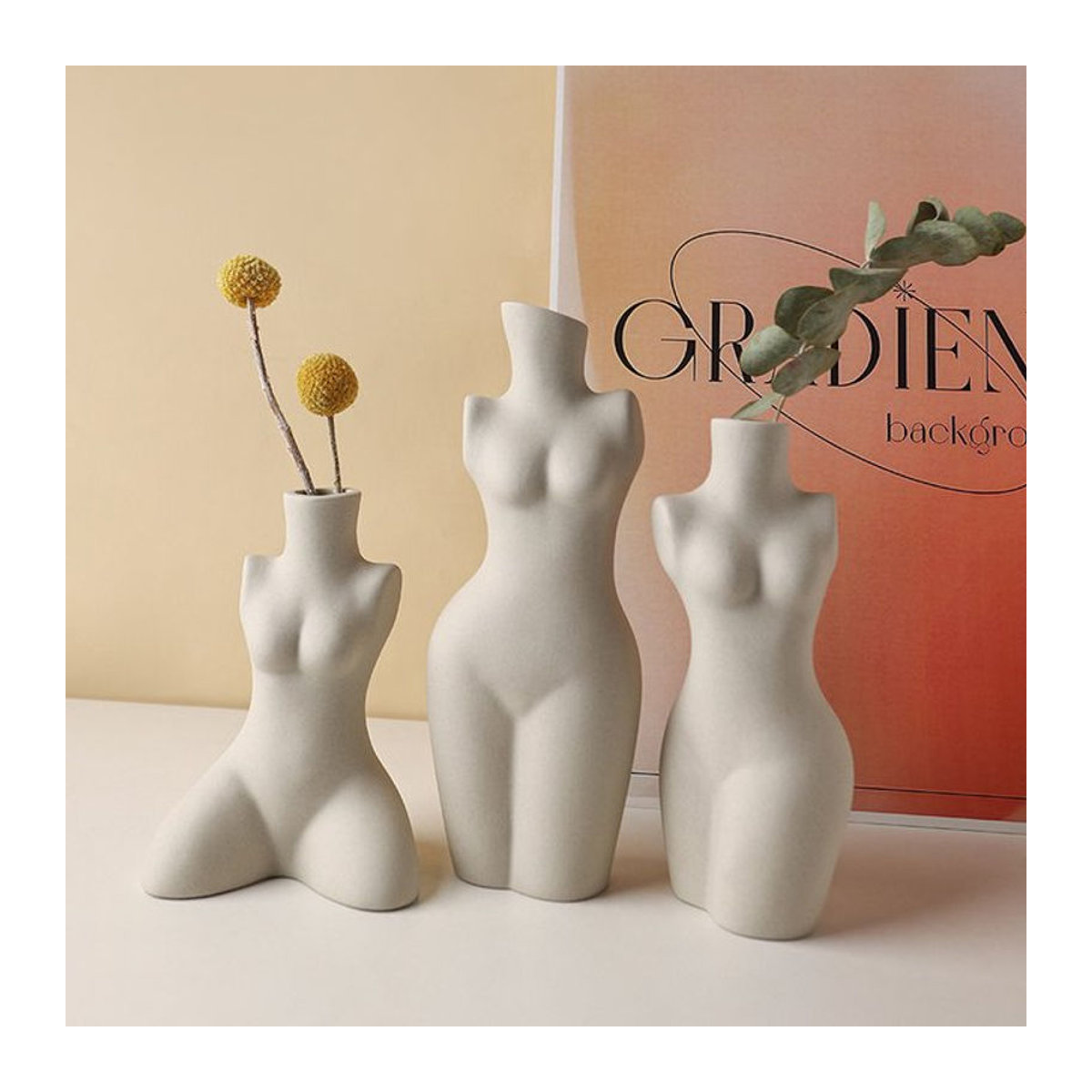 Minimalistische Keramikvase in Form einer menschlichen Skulptur, weiß, dekorative Kunstvase für Schnittblumen - Bild 1