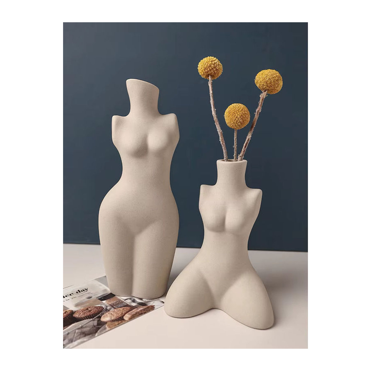 Minimalistische Keramikvase in Form einer menschlichen Skulptur, weiß, dekorative Kunstvase für Schnittblumen - Bild 6