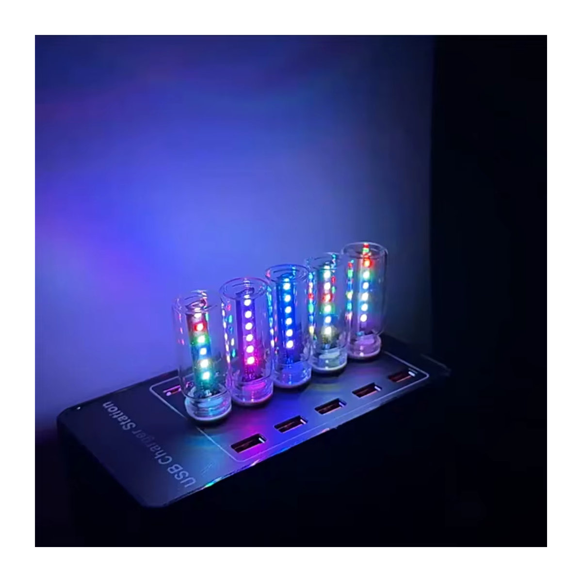 Minimalistische LED-Nachttischlampe aus Glas mit 7 Farben, Touch-Steuerung und einstellbarer Helligkeit via USB - Bild 4