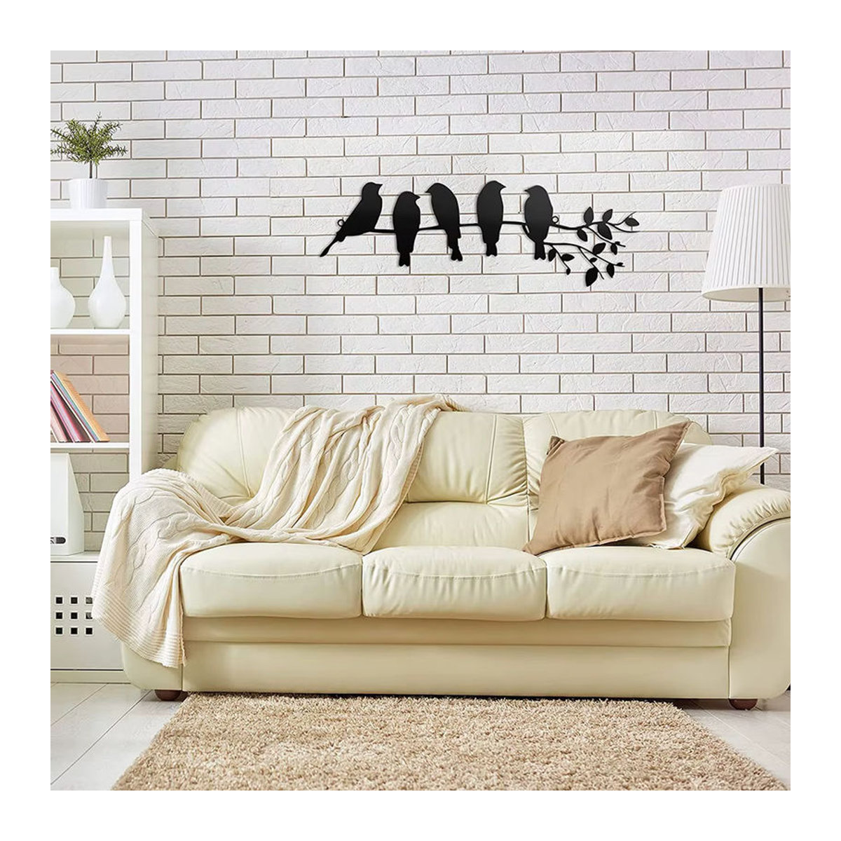 Minimalistische Wanddekoration aus Metall mit Vogel-Silhouetten und Blättern in Schwarz - Bild 3