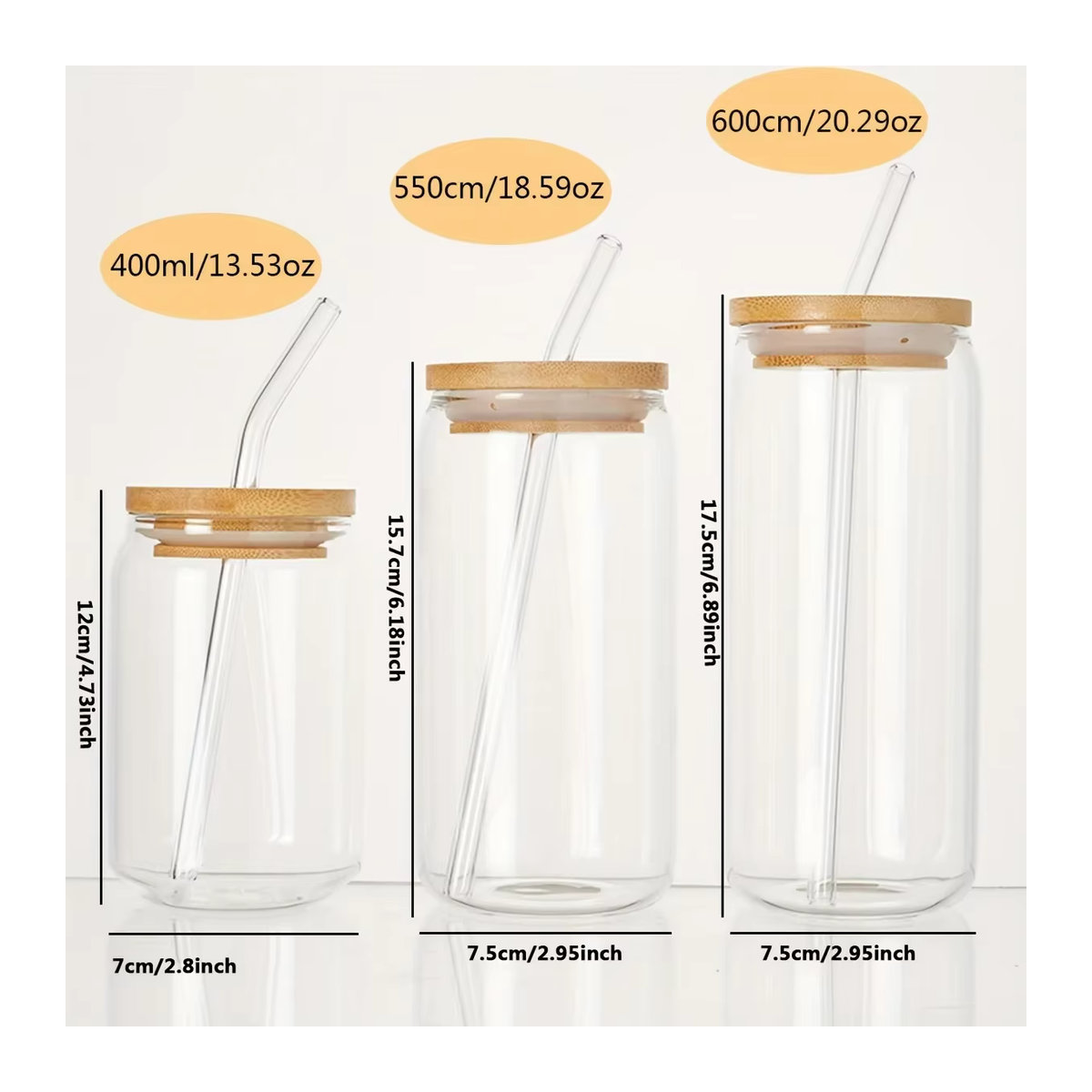 Minimalistischer Glasbecher in Bierdosenform mit Bambusdeckel und Glasstrohhalm, transparent und Natur - Bild 6