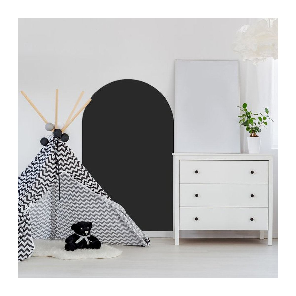 Minimalistischer Graffiti Wandaufkleber von Meiji in Schwarz, selbstklebender Wanddekor aus Kunststoff für die Innenraumgestaltung - Bild 1