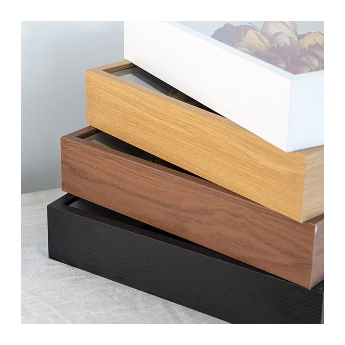 Minimalistischer rechteckiger Fotorahmen aus Holz mit Passepartout in Weiß und Schwarz, B/H: 15,24 x 5 x 5 cm - Bild 3