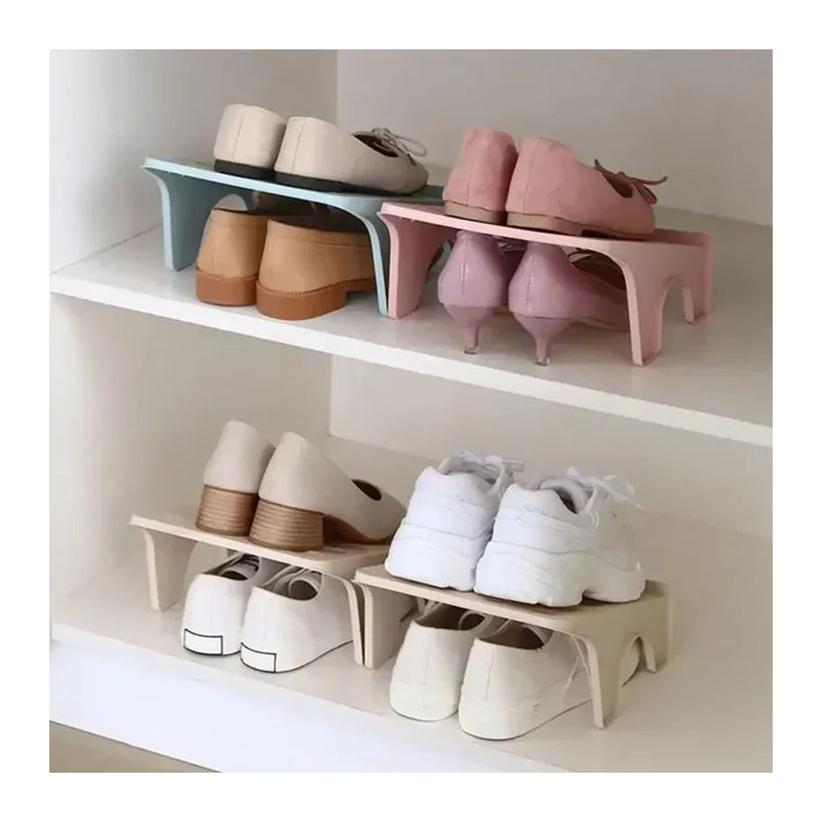 Minimalistisches Doppel-Schuhregal aus Kunststoff in Weiß oder Rosa - Bild 1