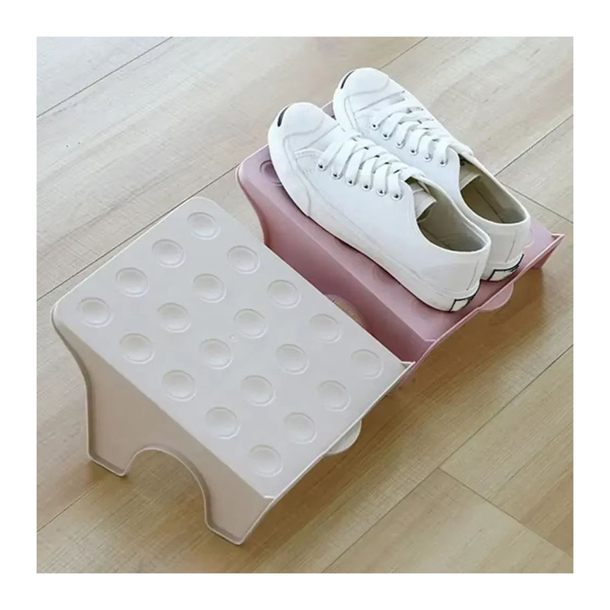 Minimalistisches Doppel-Schuhregal aus Kunststoff in Weiß oder Rosa - Bild 3